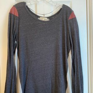Boutique long sleeve top